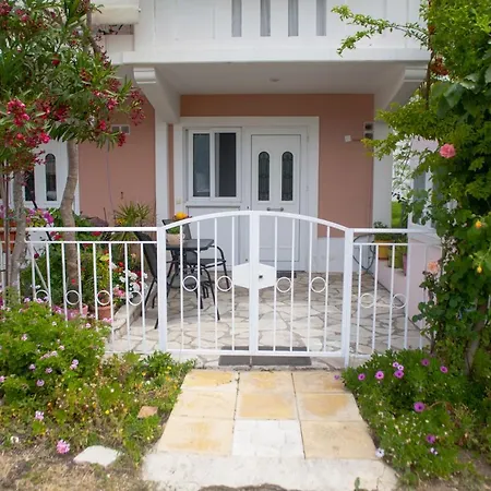 Nicky * Lefkada City